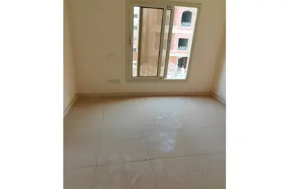 Apartment - 3 Bedrooms - 2 Bathrooms for sale in El Motamayez District - Badr City - Cairo