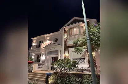 فيلا - 4 غرف نوم - 4 حمامات للبيع في ماونتن فيو 1 - كمبوندات التجمع الخامس - التجمع الخامس - مدينة القاهرة الجديدة - القاهرة