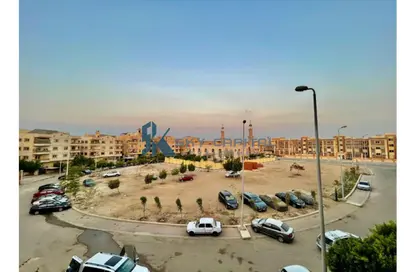 Apartment - 2 Bedrooms - 1 Bathroom for sale in Sheikh Zayed City - Giza
