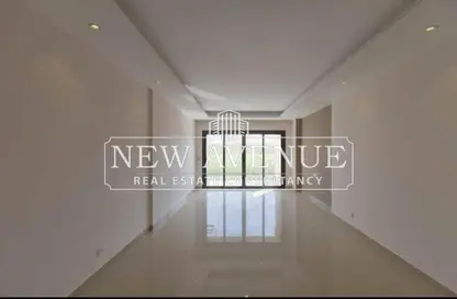 Apartment - 3 Bedrooms - 2 Bathrooms for sale in The Address East - 90 Street - The 5th Settlement - New Cairo City - Cairo