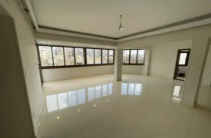 Apartment - 2 Bedrooms - 2 Bathrooms for rent in Nasr City - Cairo