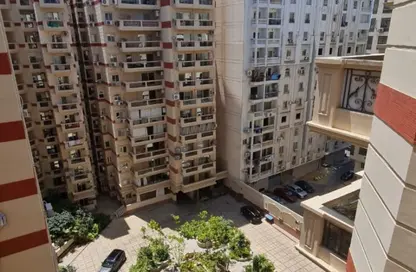 شقة - 3 غرف نوم - 2 حمامات للبيع في سموحة - حي شرق - الاسكندرية