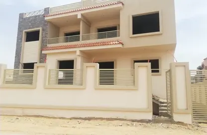 Twin House - 6 Bedrooms - 6 Bathrooms for sale in 9th District - Sheikh Zayed City - Giza