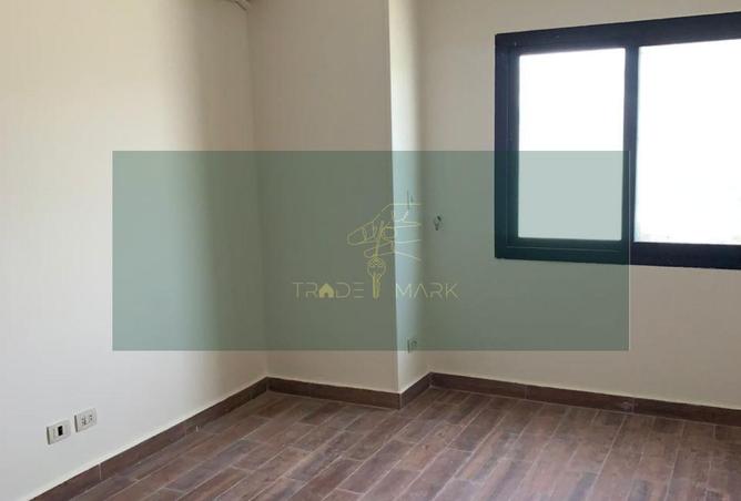 8341635 - Property Image 3