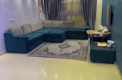 Apartment - 6 Bedrooms - 4 Bathrooms for sale in Gesr Al Kanisa St. - Al Mounib - Ganoub El Giza - Giza