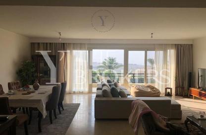 Apartment - 3 Bedrooms - 3 Bathrooms for sale in Uptown Cairo Road - Al Abageyah - El Khalifa - Cairo