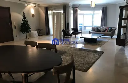 شقة - 3 غرف نوم - 3 حمامات للايجار في سرايات المعادي - حي المعادي - القاهرة