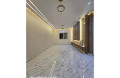 شقة - 3 غرف نوم - 2 حمامات للبيع في البوابة الرابعة - مينا - حدائق الاهرام - الجيزة