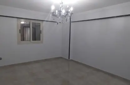 Apartment - 3 Bedrooms - 1 Bathroom for sale in El Mandara - Hay Than El Montazah - Alexandria