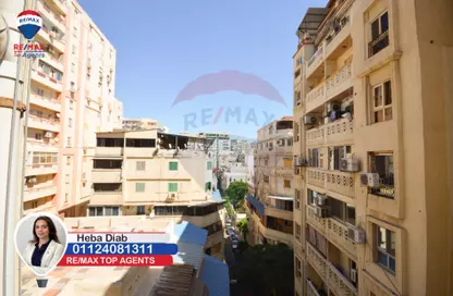 Apartment - 3 Bedrooms - 3 Bathrooms for sale in Abd Al Aziz Fahmy St. - Bolkly - Hay Sharq - Alexandria