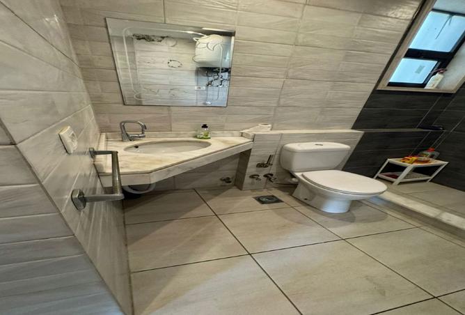 8125701 - Property Image 3