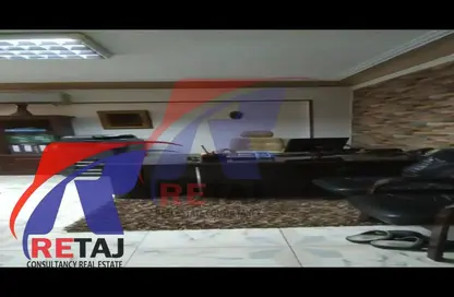 Apartment - 4 Bedrooms - 2 Bathrooms for rent in Abd Al Hamid Lotfy St. - 8th Zone - Nasr City - Cairo