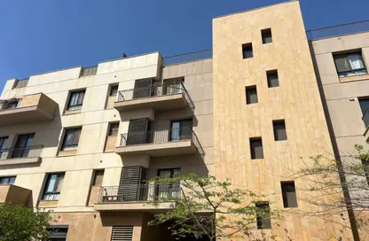 Apartment - 3 Bedrooms - 3 Bathrooms for sale in The Courtyards - Sheikh Zayed Compounds - Sheikh Zayed City - Giza