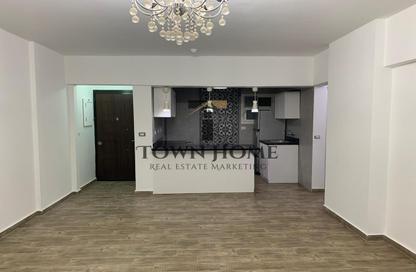 Apartment - 2 Bedrooms - 1 Bathroom for rent in El Rehab Extension - Al Rehab - New Cairo City - Cairo