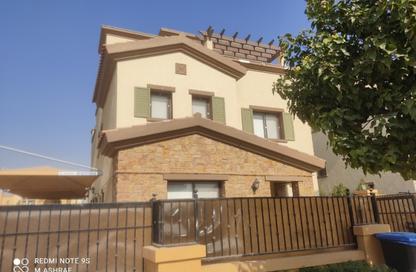 Villa - 3 Bedrooms - 3 Bathrooms for sale in Mivida - 5th Settlement Compounds - The 5th Settlement - New Cairo City - Cairo