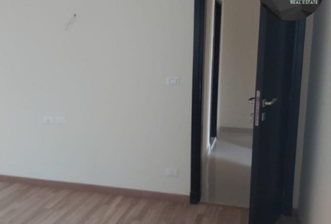 8372043 - Property Image 3