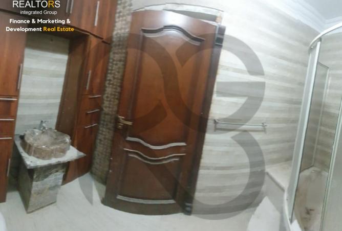 8219403 - Property Image 2