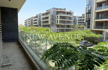 Apartment - 3 Bedrooms - 2 Bathrooms for sale in El Patio Oro - 5th Settlement Compounds - The 5th Settlement - New Cairo City - Cairo