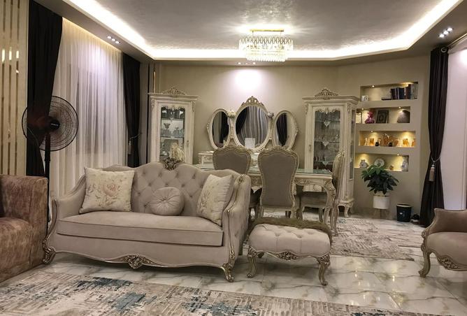 8221917 - Property Image 3