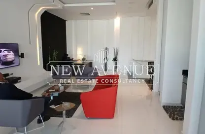 محل - استوديو - 2 حمامات للبيع في ميدتاون - المستثمرين الجنوبية - مدينة القاهرة الجديدة - القاهرة