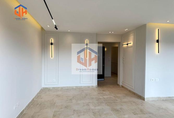 8215587 - Property Image 2