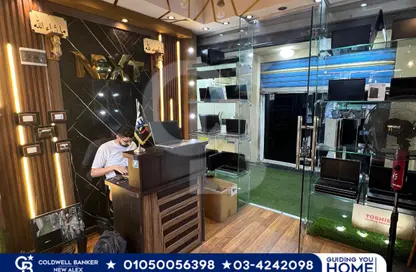 محل تجاري - استوديو - 1 حمام للبيع في سموحة - حي شرق - الاسكندرية