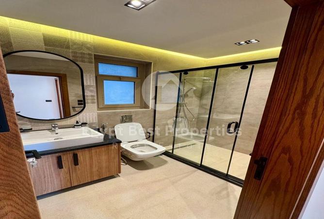 8173669 - Property Image 2