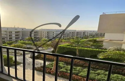 Apartment - 3 Bedrooms - 2 Bathrooms for sale in Moon Residences - Fifth Square - The 5th Settlement - New Cairo City - Cairo