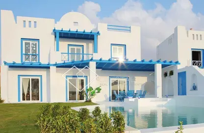 Chalet - 2 Bedrooms - 1 Bathroom for sale in Mountain View - Ras Al Hekma - North Coast