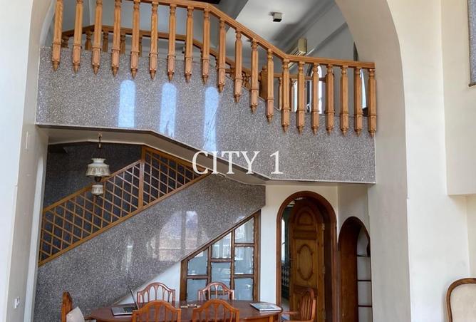 8046602 - Property Image 2