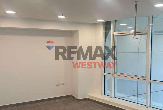 8373998 - Property Main Image