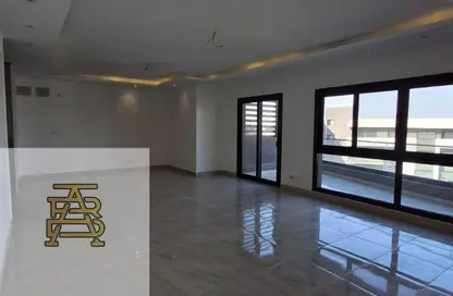 شقة - 3 غرف نوم - 3 حمامات للايجار في مدينتي - القاهرة