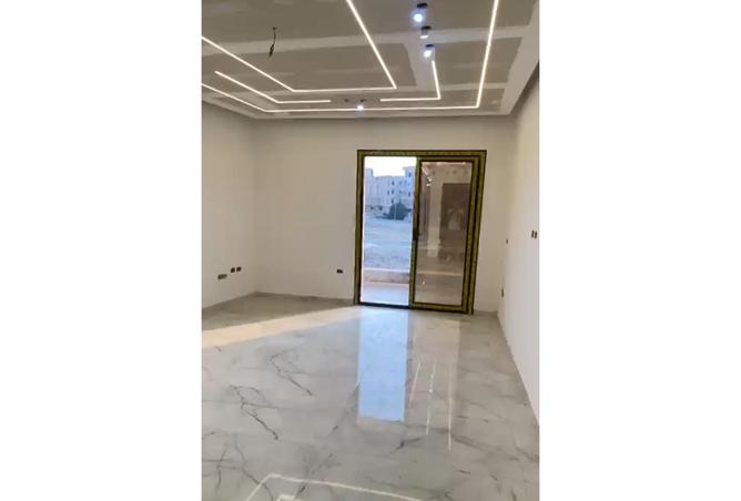 8430328 - Property Image 2