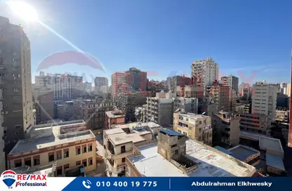Apartment - 3 Bedrooms - 1 Bathroom for sale in Ibn Firnas St. - Fleming - Hay Sharq - Alexandria