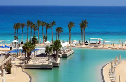 Chalet - 3 Bedrooms - 3 Bathrooms for sale in Sea View - Ras Al Hekma - North Coast