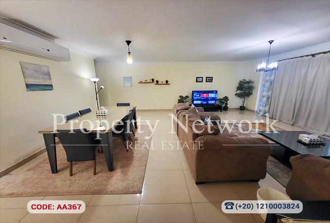 8192330 - Property Image 3