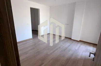 Apartment - 2 Bedrooms - 2 Bathrooms for rent in Moon Residences - Fifth Square - The 5th Settlement - New Cairo City - Cairo