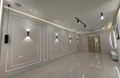 Apartment - 2 Bedrooms - 2 Bathrooms for sale in Gate 4 - Mena - Hadayek El Ahram - Giza