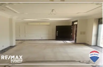 Townhouse - 4 Bedrooms - 4 Bathrooms for rent in The Courtyards - Sheikh Zayed Compounds - Sheikh Zayed City - Giza
