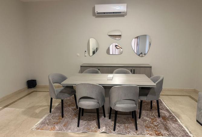 8365711 - Property Image 2