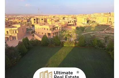 Villa - 7 Bedrooms - 7 Bathrooms for sale in Royal Meadows - Sheikh Zayed Compounds - Sheikh Zayed City - Giza