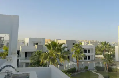 شقة - 4 غرف نوم - 3 حمامات للبيع في كليوباترا سكوير - محور 26 يوليو - مدينة 6 أكتوبر - الجيزة