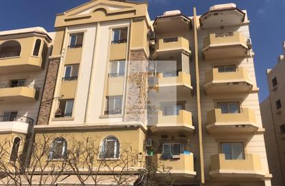 Apartment - 3 Bedrooms - 2 Bathrooms for sale in North Lotus - El Lotus - New Cairo City - Cairo