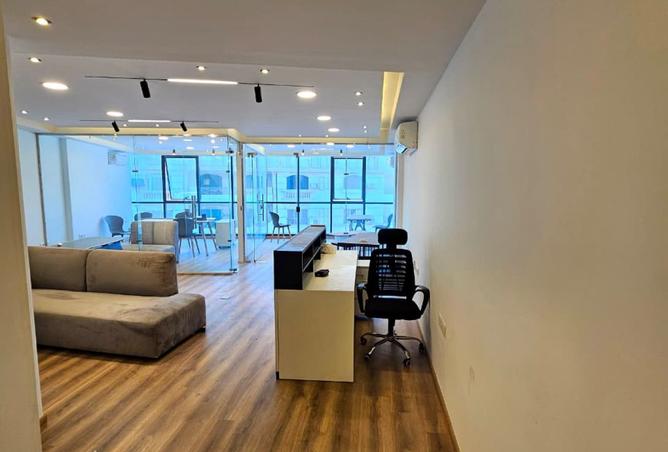 8230175 - Property Image 3