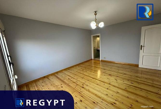 8249433 - Property Image 2