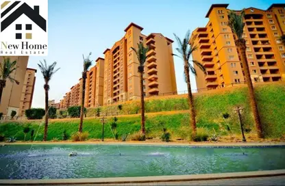 Apartment - 2 Bedrooms - 2 Bathrooms for sale in Tijan - Zahraa El Maadi - Hay El Maadi - Cairo