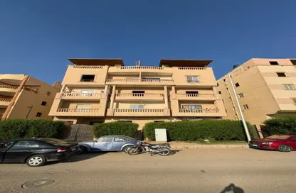 Duplex - 3 Bedrooms - 2 Bathrooms for sale in 1st Neighborhood - 3rd Area - Shorouk City - Cairo