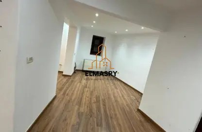 Apartment - 3 Bedrooms - 3 Bathrooms for rent in Aman Square - Dokki - Giza
