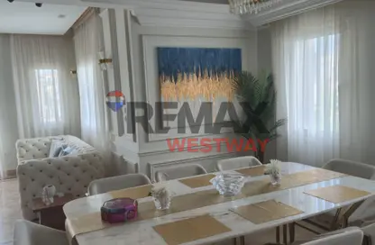 فيلا - 5 غرف نوم - 4 حمامات للبيع في ماونتن فيو تشيل اوت بارك - التوسعات الشمالية - مدينة 6 أكتوبر - الجيزة