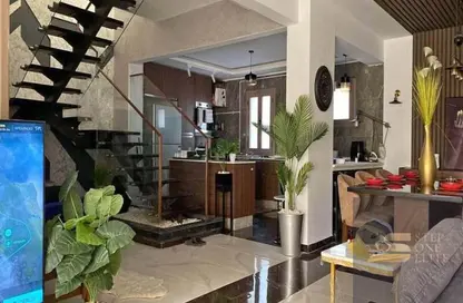 Villa - 5 Bedrooms - 4 Bathrooms for sale in Sarai - Mostakbal City Compounds - Mostakbal City - Future City - Cairo